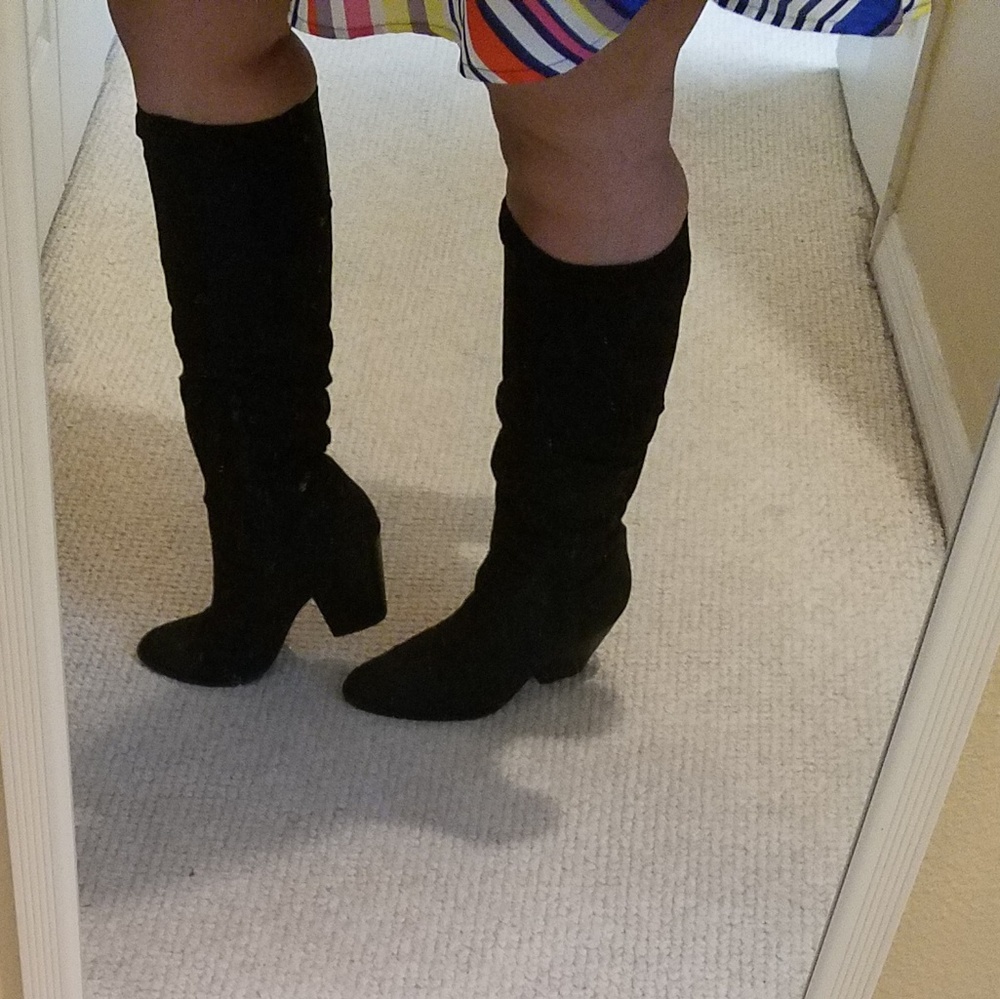 Boots - Picture 6 of 7